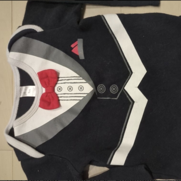 👛10/20$ 2 Pieces 6-9m - Picture 3 of 5